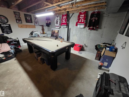 110 Meridian Loop, Stony Plain, AB - Indoor Photo Showing Other Room