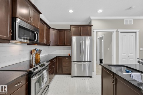 63 7293 South Terwillegar Drive, Edmonton, AB - Indoor Photo Showing Kitchen