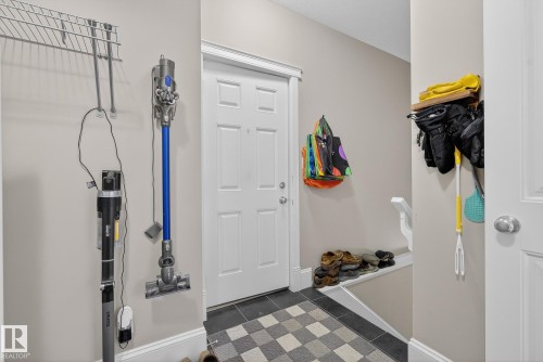 63 7293 South Terwillegar Drive, Edmonton, AB - Indoor