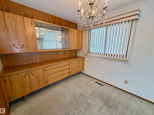 11455 44A Avenue, Edmonton, AB - Indoor Photo Showing Other Room