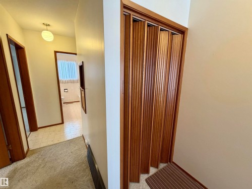 11455 44A Avenue, Edmonton, AB - Indoor Photo Showing Other Room