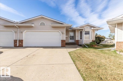 4829 32 Avenue, Edmonton, AB - Outdoor With Facade