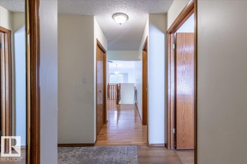 4829 32 Avenue, Edmonton, AB - Indoor Photo Showing Other Room