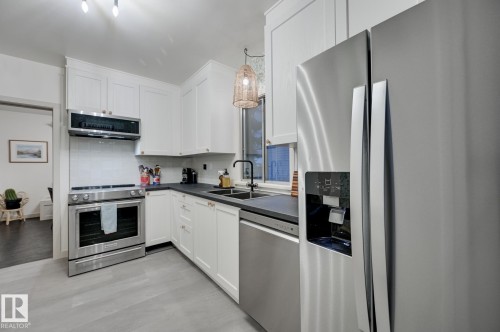 13324 109A Avenue, Edmonton, AB - Indoor Photo Showing Kitchen With Stainless Steel Kitchen With Double Sink