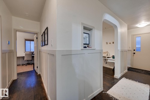 13324 109A Avenue, Edmonton, AB - Indoor Photo Showing Other Room