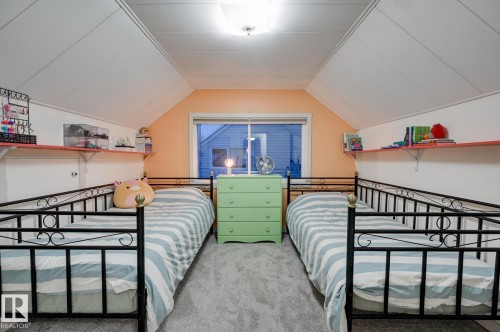 13324 109A Avenue, Edmonton, AB - Indoor Photo Showing Bedroom