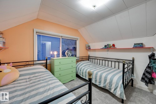 13324 109A Avenue, Edmonton, AB - Indoor Photo Showing Bedroom
