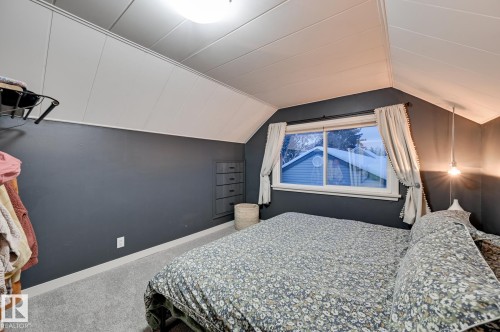13324 109A Avenue, Edmonton, AB - Indoor Photo Showing Bedroom