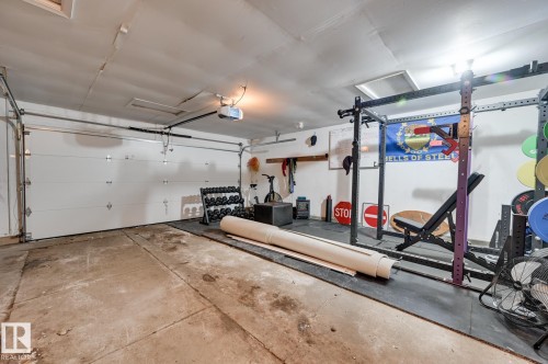 13324 109A Avenue, Edmonton, AB - Indoor Photo Showing Garage