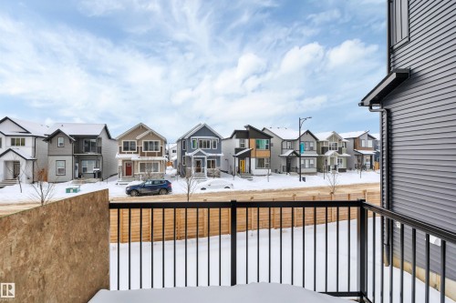 8931 Elves Loop, Edmonton, AB - Outdoor