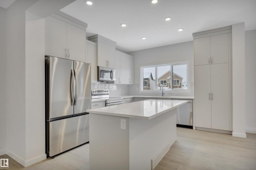 8931 Elves Loop, Edmonton, AB - Indoor Photo Showing Kitchen With Stainless Steel Kitchen With Upgraded Kitchen