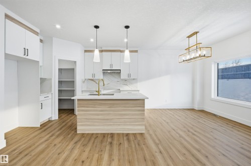 63 Silverstone Drive, Stony Plain, AB - Indoor Photo Showing Kitchen