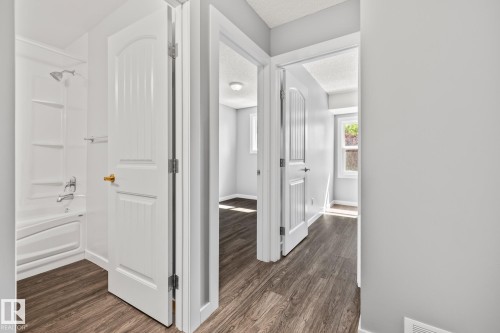 2B Clareview Village, Edmonton, AB - Indoor Photo Showing Other Room