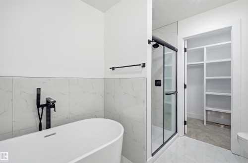 65 Silverstone Drive, Stony Plain, AB - Indoor Photo Showing Bathroom