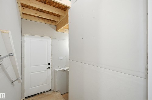 65 Silverstone Drive, Stony Plain, AB - Indoor Photo Showing Other Room