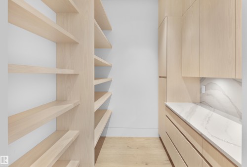 46 Kingsford Crescent, St. Albert, AB - Indoor With Storage