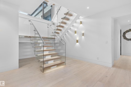 46 Kingsford Crescent, St. Albert, AB - Indoor Photo Showing Other Room