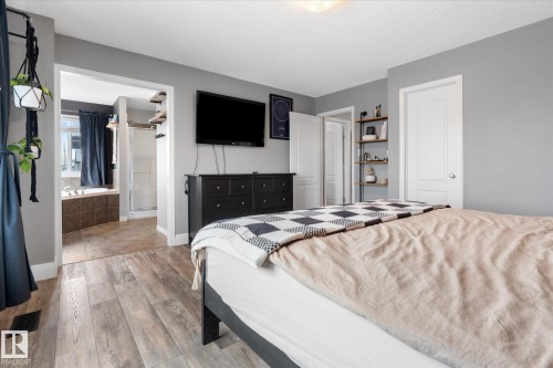 5 South Creek Point(E), Stony Plain, AB - Indoor Photo Showing Bedroom