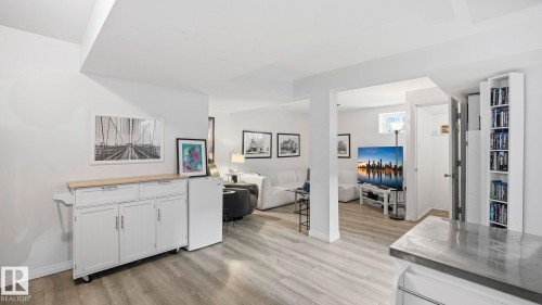 9831 83 Avenue, Edmonton, AB - Indoor