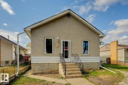 12116 48 Street, Edmonton, AB - Outdoor