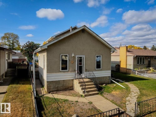 12116 48 Street, Edmonton, AB - Outdoor