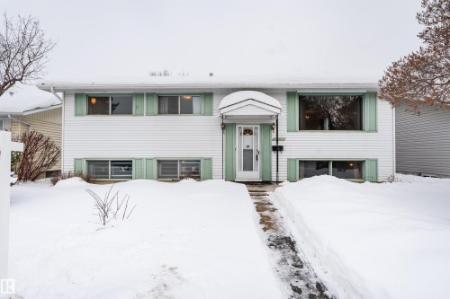 16728 98 Avenue, Edmonton, AB - Outdoor With Facade