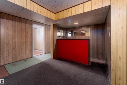 16728 98 Avenue, Edmonton, AB - Indoor Photo Showing Other Room