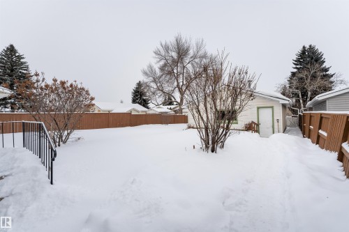 16728 98 Avenue, Edmonton, AB - Outdoor