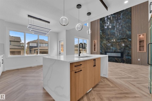 123 Lilac Close, Leduc, AB - Indoor Photo Showing Kitchen