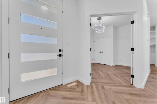 123 Lilac Close, Leduc, AB - Indoor Photo Showing Other Room