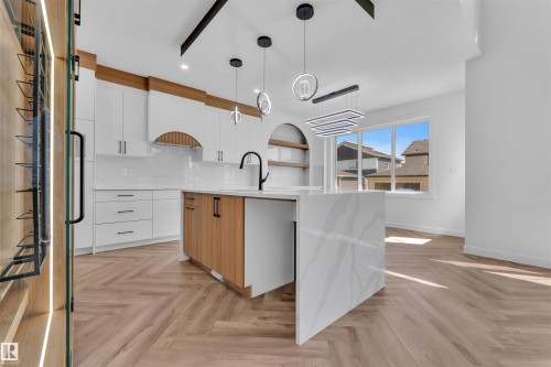 123 Lilac Close, Leduc, AB - Indoor Photo Showing Kitchen With Upgraded Kitchen