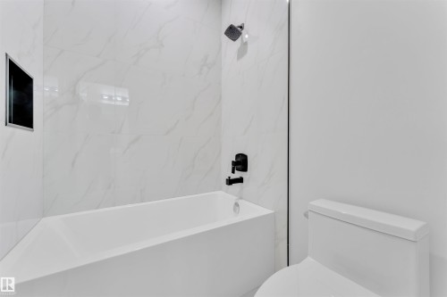 123 Lilac Close, Leduc, AB - Indoor Photo Showing Bathroom