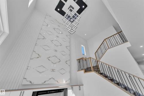 121 Lilac Close, Leduc, AB - Indoor Photo Showing Other Room