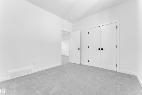 121 Lilac Close, Leduc, AB - Indoor Photo Showing Other Room
