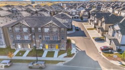 19 1703 16 Avenue NW  Edmonton, AB T6T 2C3