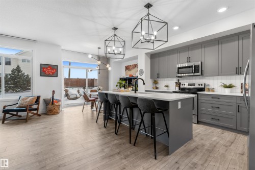 146 Joyal Way, St. Albert, AB - Indoor Photo Showing Kitchen With Upgraded Kitchen