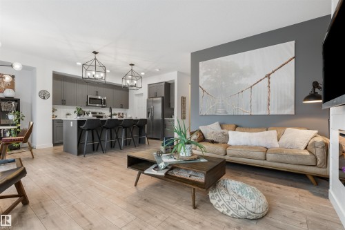 146 Joyal Way, St. Albert, AB - Indoor Photo Showing Living Room