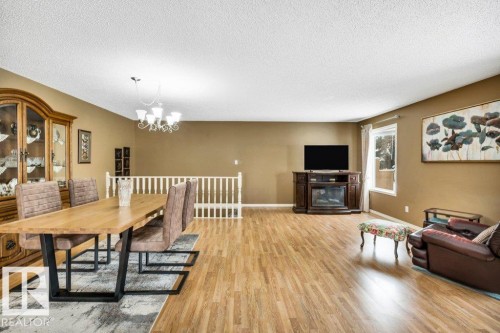8146 27 Avenue, Edmonton, AB - Indoor