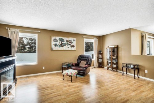 8146 27 Avenue, Edmonton, AB - Indoor