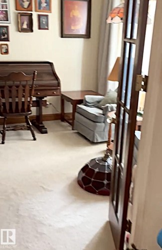7524 95 Avenue, Edmonton, AB - Indoor Photo Showing Other Room
