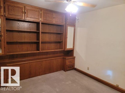 7524 95 Avenue, Edmonton, AB - Indoor Photo Showing Other Room