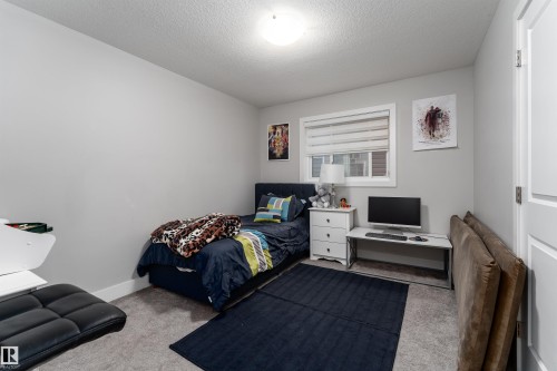 5788 175B Avenue, Edmonton, AB - Indoor Photo Showing Bedroom