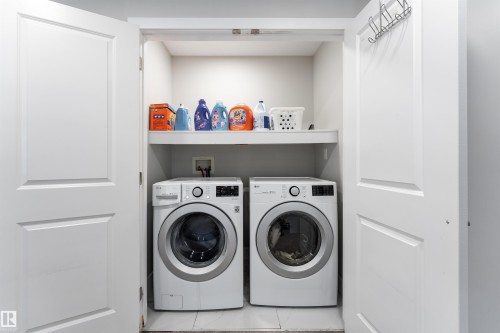 5788 175B Avenue, Edmonton, AB - Indoor Photo Showing Laundry Room