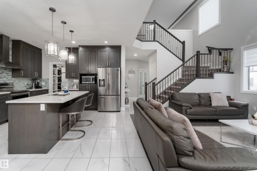 5788 175B Avenue, Edmonton, AB - Indoor Photo Showing Other Room