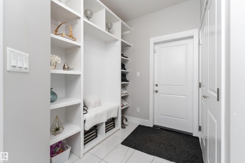 5788 175B Avenue, Edmonton, AB - Indoor Photo Showing Other Room