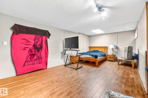 15411 67A St, Edmonton, AB - Indoor