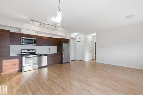 405 9517 160 Avenue, Edmonton, AB - Indoor Photo Showing Kitchen With Stainless Steel Kitchen
