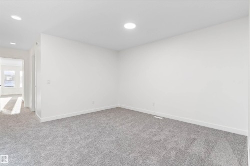 20720 43 Avenue, Edmonton, AB - Indoor Photo Showing Other Room