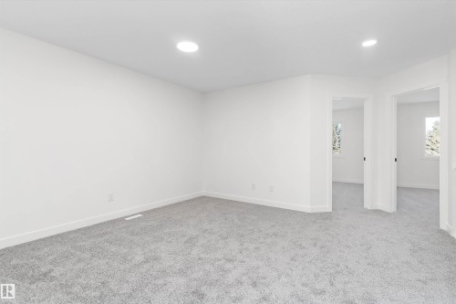 20720 43 Avenue, Edmonton, AB - Indoor Photo Showing Other Room
