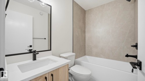 108 Spring Link, Spruce Grove, AB - Indoor Photo Showing Bathroom